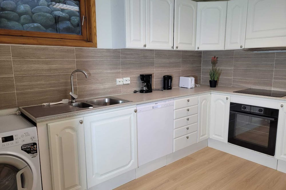 Kvernevick House | Charming Stavanger House with Garden, Perfect for Families