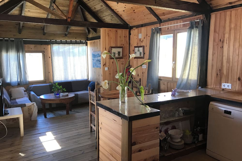 Bolonia Cottage | Persea House. Ideal for families and lovers of Bologna and its peace.