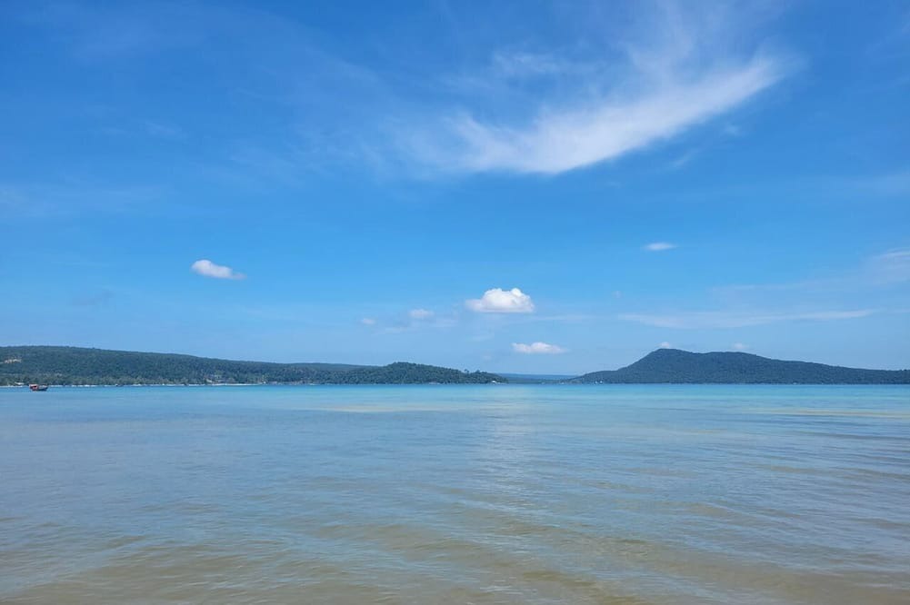 Koh Rong Sanloem House | Beach front bungalow on the Island