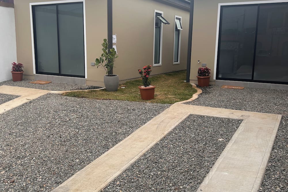 Brasil Apartment | Apartment Adobes 36A. Near the airport (4 people), services included.