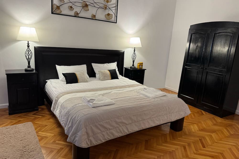 Oradea House | Mid Ultra Central Residence Oradea - self check in & out