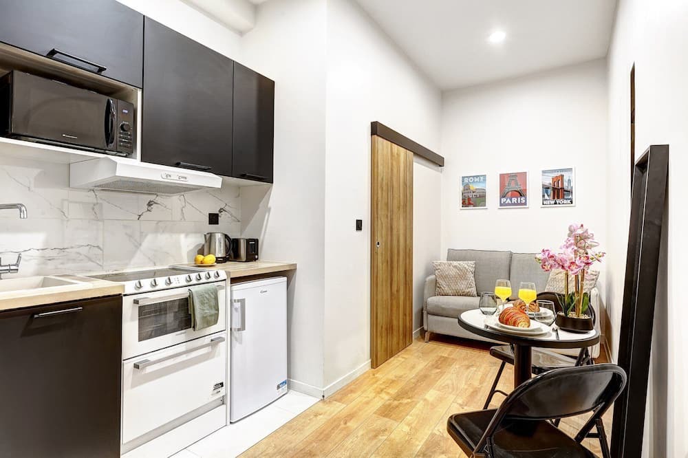Porte-Dauphine Apartment | Suite Léo – Studio Cosy au Cœur du 16e