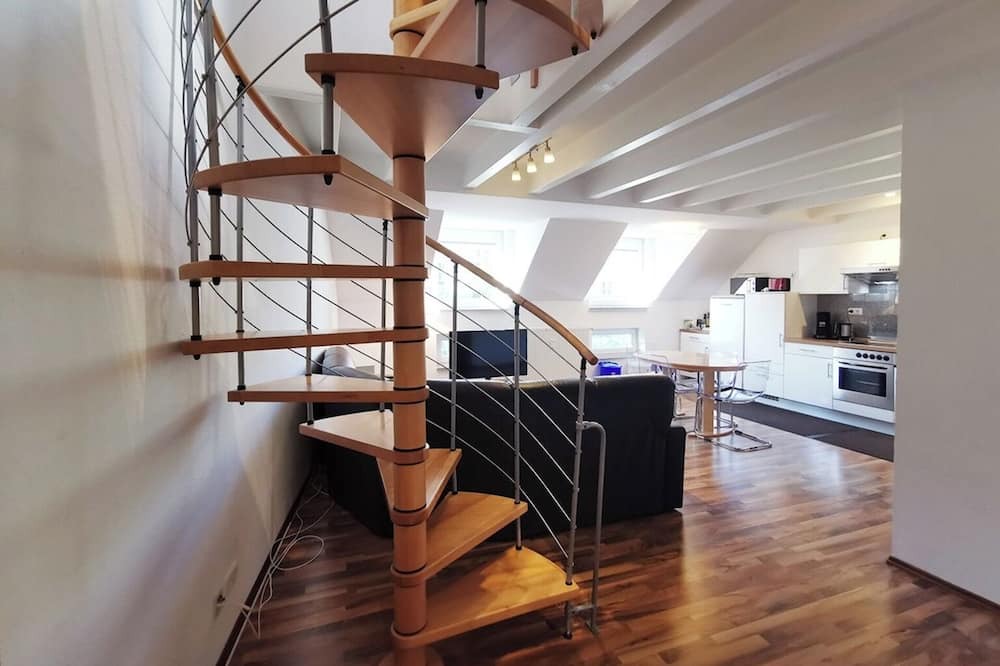 Bergheim Apartment | Duplex | CityCentre | AC | Netflix | 2 balconies