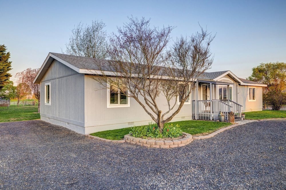 Prosser House | 3BR Retreat in Prosser | Perfect for Wine Lovers