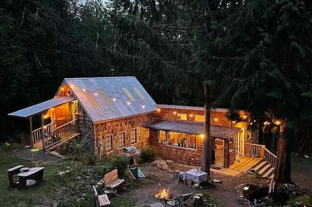Brinnon House | A perfect escape in the woods on the Hood Canal! Cabin, treehouse, camp sites!