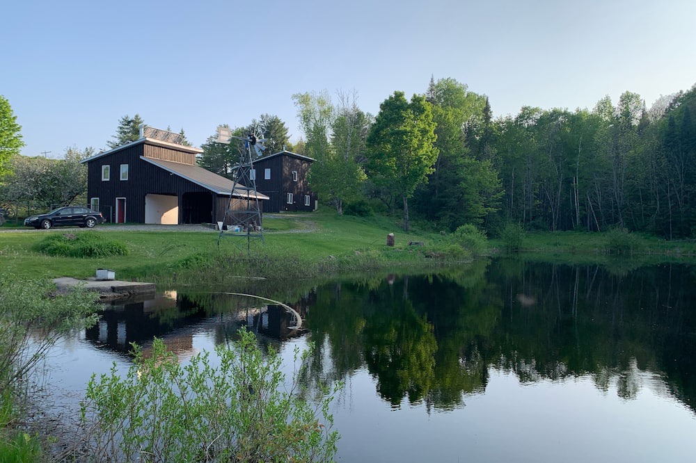 Addington Highlands Cabin | Cozy Cabin and Sauna in the Forest near Bon Echo Provincial Park