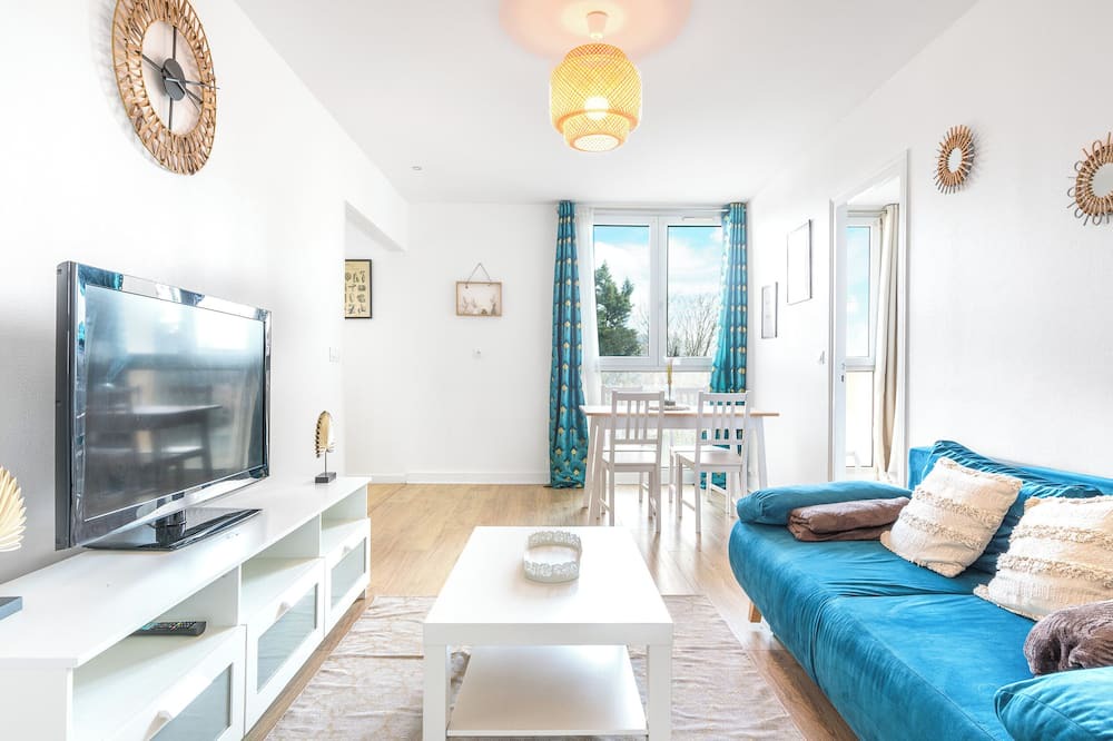 Thiais Apartment | Urban Paradise - Orly 5 min and Paris 10 min away