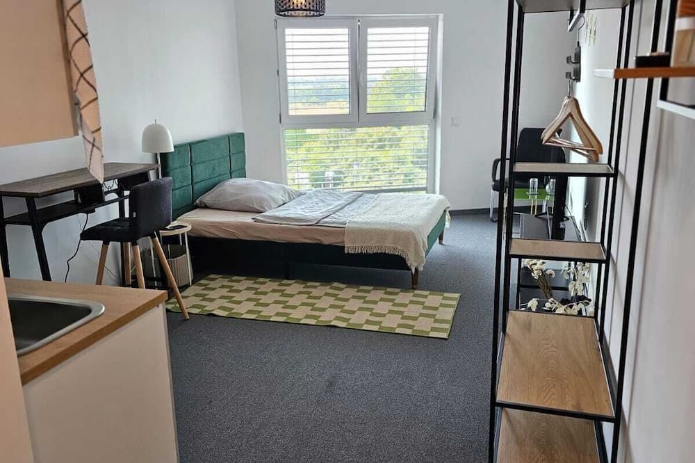 Diedenbergen House | Alisaarigent Apartment - Messe Frankfurt