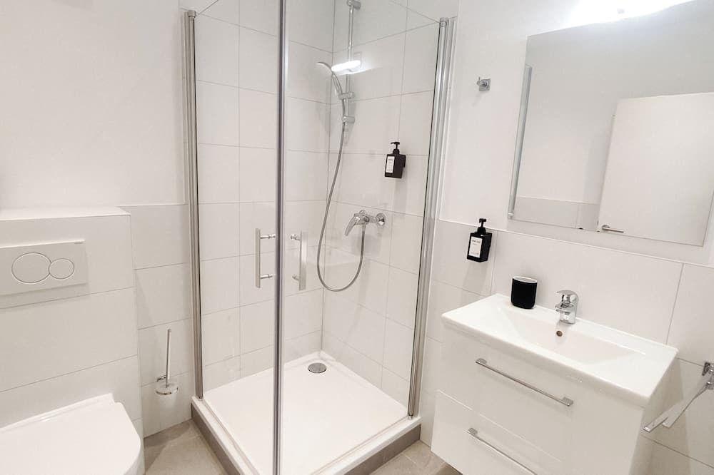 Sankt Augustin Apartment | Bonquartier | LUX apt-HAUS - 11 pers. in 5 apartments