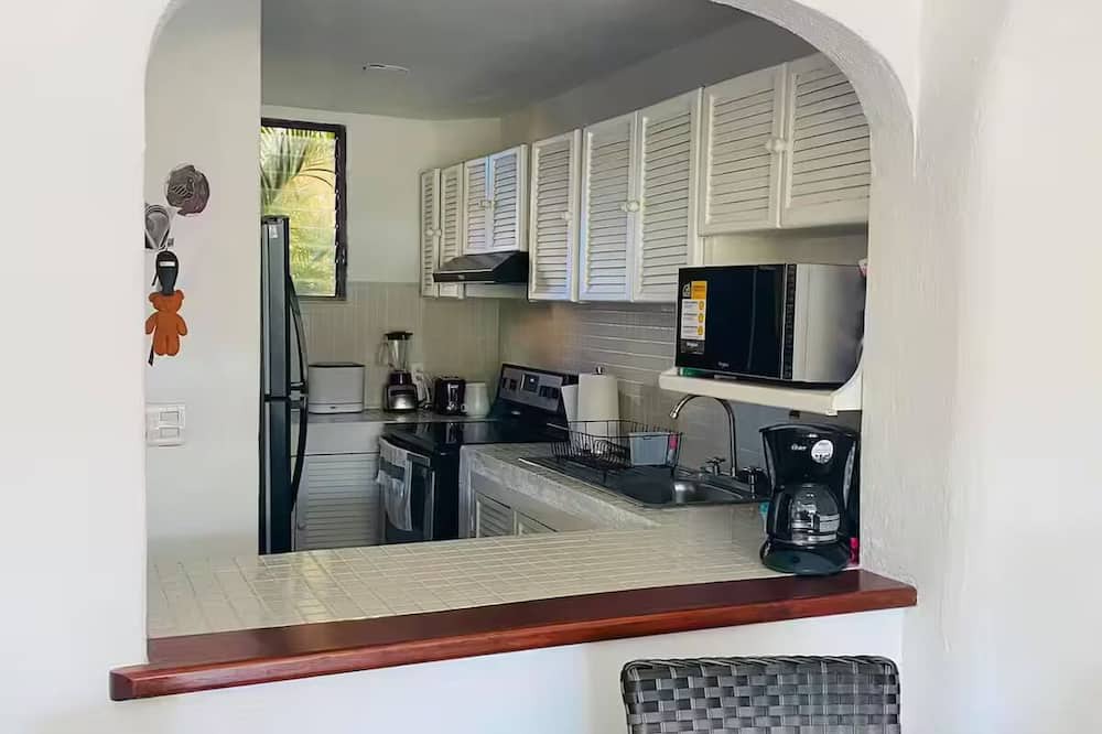 Isla Iguana House | Beautiful Mexican style house @ the Marina