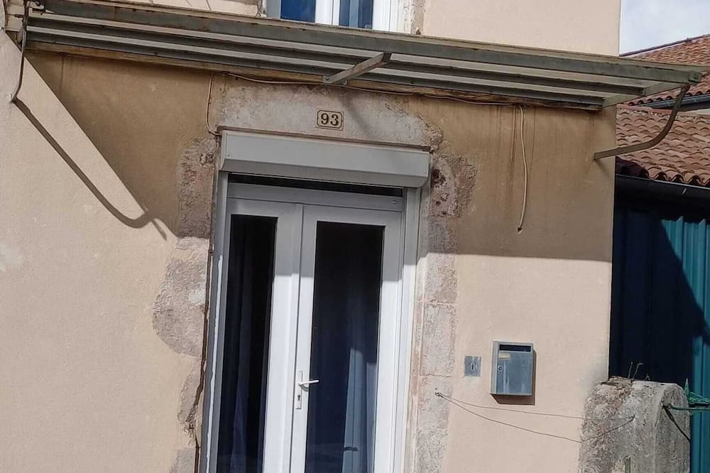 Le Caylar Apartment | Homerez - Apartment in Le Caylar