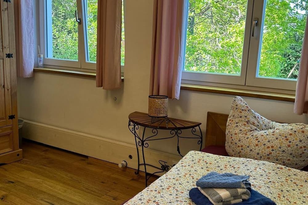 Flammersfeld House | 2-bed room oak - Guest and seminar house Mensch und Natur