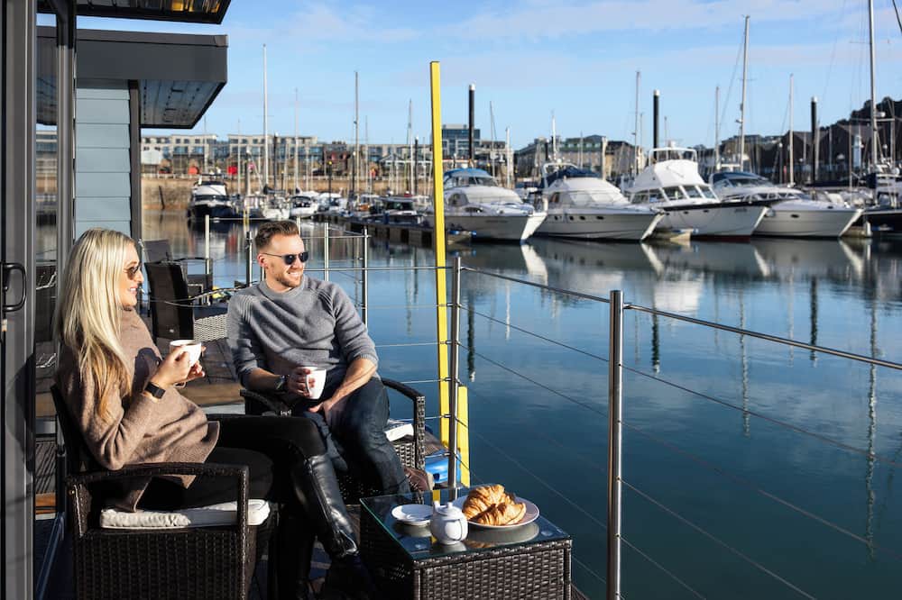 Saint Helier Apartment | Ormer floating pod in St Helier Marina