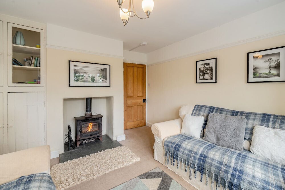 Ravenglass House | Eskholme Lodge - Three Bedroom House, Sleeps 6
