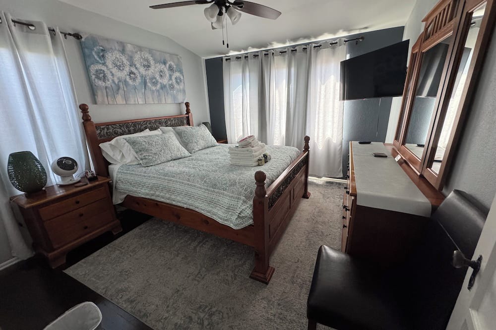 Alhambra Apartment | Charming 1-bedroom Apartment in Marvelous Alhambra, Near Most LA Attractions!