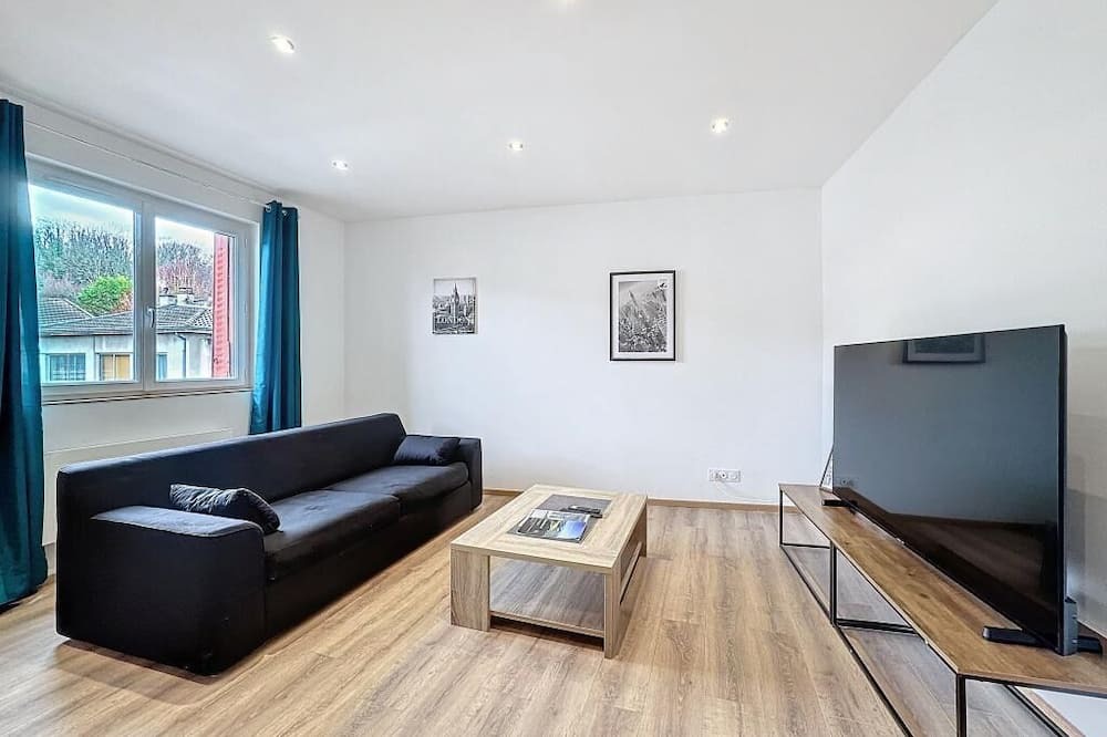 Aubiere Apartment | Apartment 10pers Aubière, Parking, WIFI - TV
