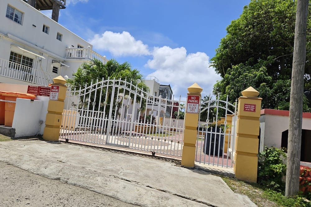 Oranjestad Apartment | Chic 1-bedroom apartment with AC, WiFi in fabulous Oranjestad