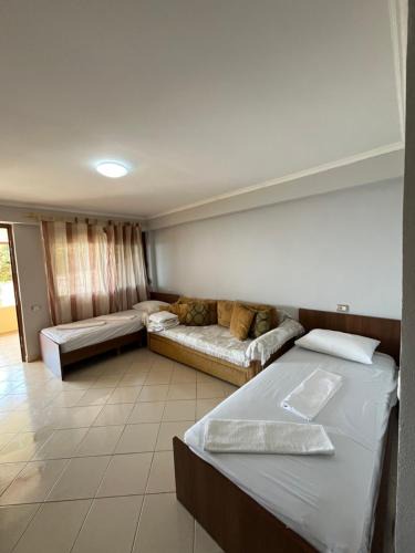 Borsh House | Dima's Apartments