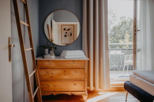 Dresden Apartment | Zentrumsnah, Balkon, 2 Smart TV, schnelles WiFi