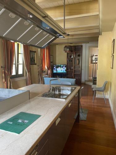 Rodengo-Saiano Apartment | VILLA VALLE FRANCIACORTA - Appartamento giallo