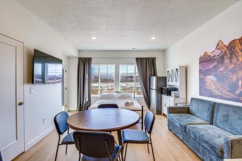 Heber Apartment | Mountain-View Studio about 19 Mi to Park City!