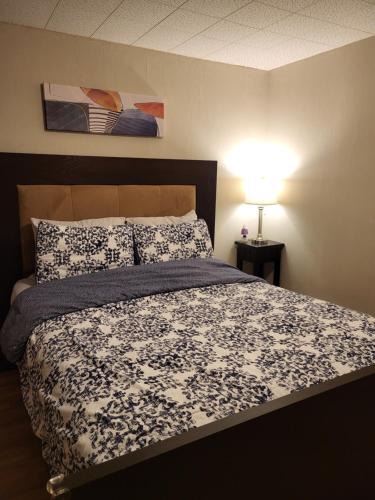 Northeast Edmonton House | Cozy Private Rooms in Suite
