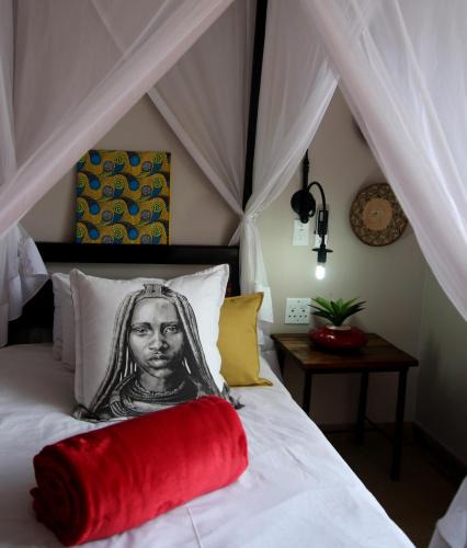 Outjo Cabin | Etotongwe Lodge