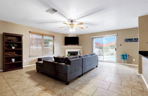 Live Oak House | This house is a 5 bedroom(s), 2.5 bathrooms, located in Live Oak, TX.