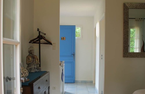 Eauze Apartment | Gîte de Bodhi 2 pers - Swimming pool, comfort & Nature - Au Petit Bernerot