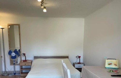 Milcetici Apartment | Apartment Pape Studio no. 2 *** with terrace