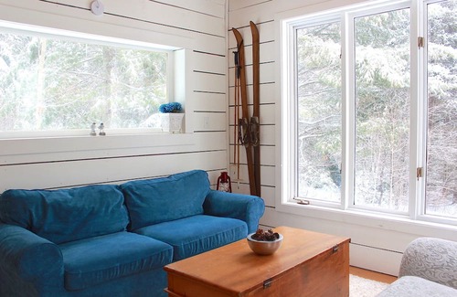 Unorganized Centre Parry Sound Cabin | Cozy Cabin on 10 Acres!