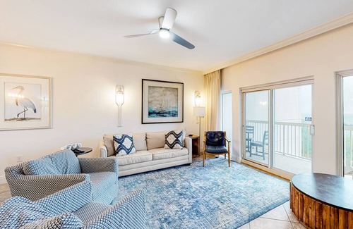 Sandestin Condo | Renovated Gulf view condo w/ beach access & resort pools, hot tub, tennis