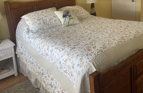 Green Valley Villa | 55 plus community. And one bedroom one bath shower with washer and dryer No Pets