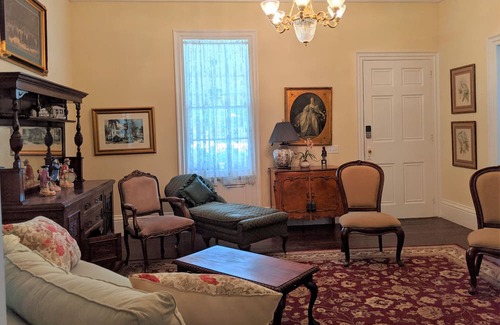 St. Marys House | Historic "Cannon Ball" House Close to Cumberland ferry and historic down town.