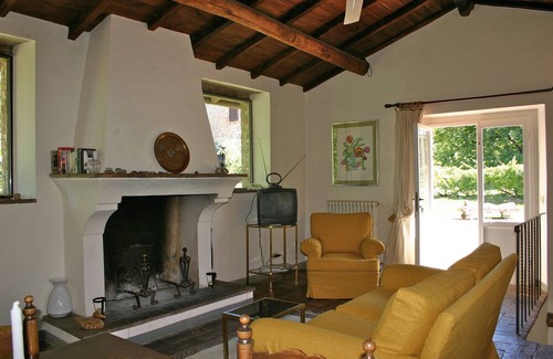 Pescaglia Cottage | Tuscan house in idyllic scenic tranquility in hills between Lucca and sea WiFi