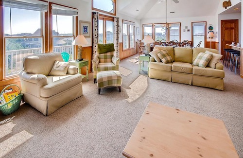 Salvo House | Oceanview - Dog Friendly, Pool, Hot Tub, Game Room