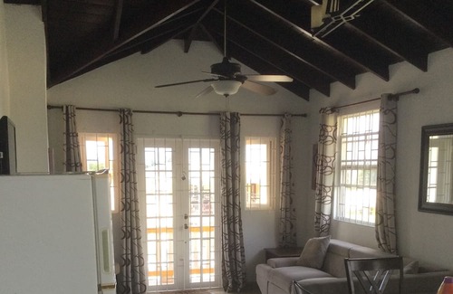 Welches Villa | 2 Bedroom Holiday rental With Pool On The Southcoast