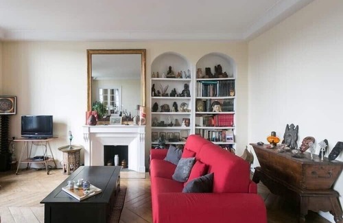 4th Arrondissement Apartment | Paris-sur-seine-chez-caroline