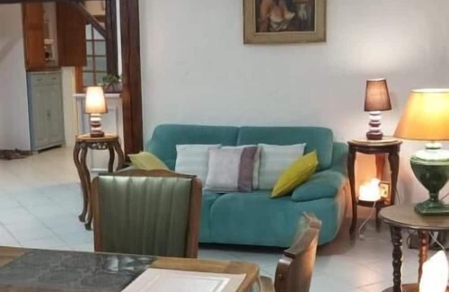 Saint-Fargeau House | holistica