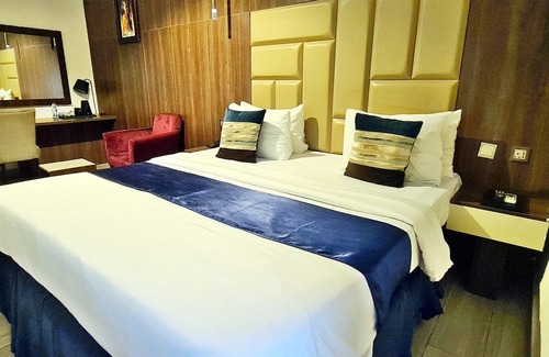 Asaba Hotel | villa toscanna hotel asaba