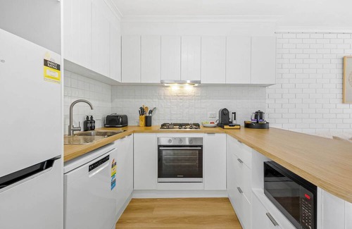 Soldiers Hill House | Central Ballarat 2BR Unit