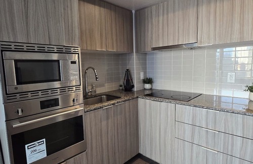 Bay Cloverhill Condo | Luxury Downtown Condo, Prime Location!