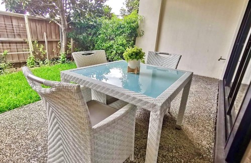 Kellyville House | Adorable 3 Br townhouse with wifi & parking