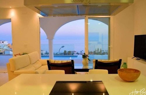 Torre de Benagalbon House | Buganvilla Comfortable holiday residence