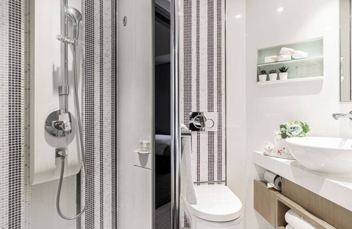 Causeway Bay Hotel | Elysion Place Hotel Causeway Bay