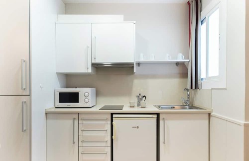 El Baix Guinardo Apartment | Weflating SANT PAU - 2 BDR