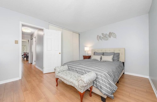 Civic Hospital - Experimental Farm - Central Park House | The Victorian Central: furnished mid-term rental @ Central Park, 15mins Downtown