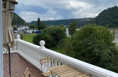 Sankt Goarshausen Apartment | Vacation apartment/apartment for 5 guests with 78m² in Sankt Goarshausen (266473)