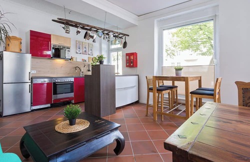 Sonnenberg Apartment | Vacation apartment Chemnitz - the men's refuge - cozy accommodation for fitters