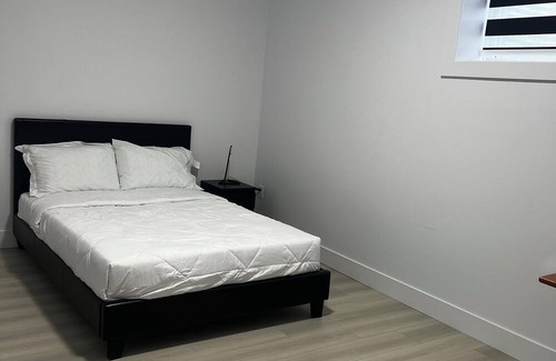 Northeast Edmonton House | 25 mins WEM